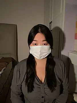 Snapshot of RR-38 chatting on 11.16.25 RR-38 online show from 11.16.25