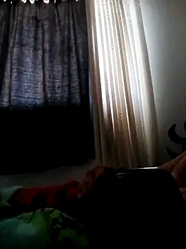 Snapshot of patraick chatting on 12.17.25 patraick online show from 12.17.25