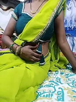 Snapshot of sexysushma1992 chatting on 12.02.25 sexysushma1992 online show from 12.02.25