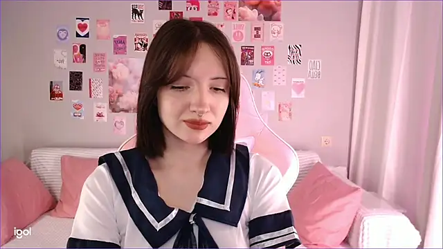 Snapshot of Lexi_Bottom chatting on 02.15.26 Lexi Bottom online show from 02.15.26