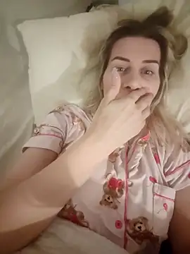 Snapshot of NaughtyClaudia_ chatting on 02.22.26 NaughtyClaudia online show from 02.22.26