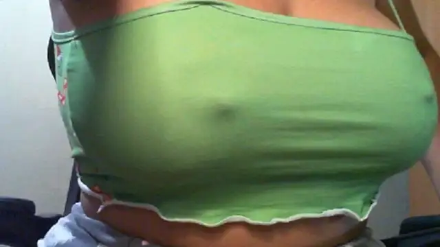 Snapshot of DiivaMarii chatting on 04.19.26 DiivaMarii online show from 04.19.26