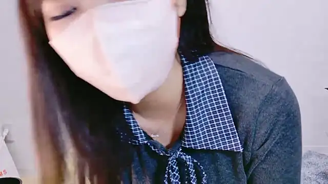 Snapshot of Nemu_chan_ chatting on 06.04.26 Nemu chan online show from 06.04.26