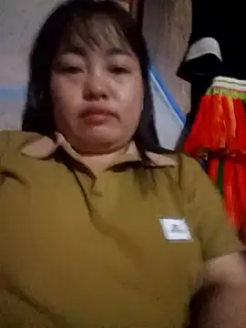 Snapshot of Rose-rose1234 chatting on 11.17.25 Rose-rose1234 online show from 11.17.25