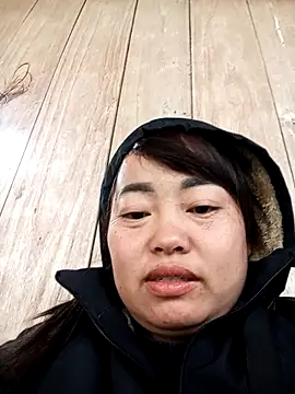 Snapshot of Rose-rose1234 chatting on 11.19.25 Rose-rose1234 online show from 11.19.25