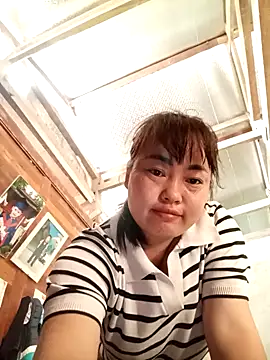 Snapshot of Rose-rose1234 chatting on 11.24.25 Rose-rose1234 online show from 11.24.25