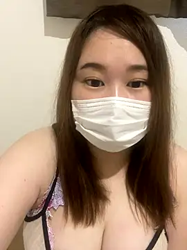 kana-chaaan online show from 11.18.25