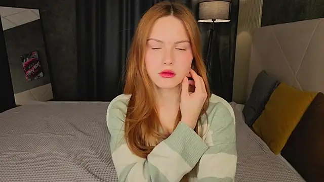 Snapshot of Diana_Brooks chatting on 11.25.25 Diana Brooks online show from 11.25.25