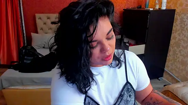 Snapshot of SpicyCarlaXX chatting on 06.04.26 SpicyCarlaXX online show from 06.04.26