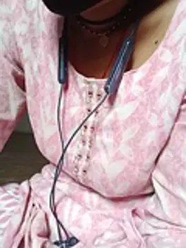 Anushasharma89 online show from 07.09.26