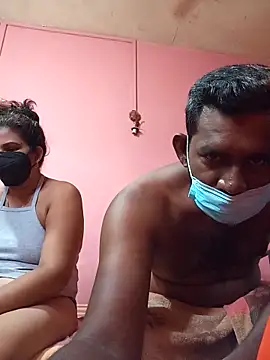 Snapshot of chathu_danu chatting on 11.30.25 chathu danu online show from 11.30.25