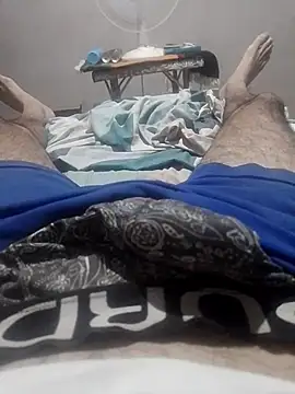 Snapshot of Megadotadoxxx chatting on 11.17.25 Megadotadoxxx online show from 11.17.25