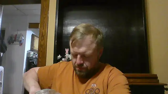 Snapshot of TheOneDonShaun chatting on 04.02.26 TheOneDonShaun online show from 04.02.26