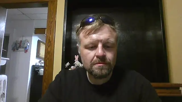 Snapshot of TheOneDonShaun chatting on 04.09.26 TheOneDonShaun online show from 04.09.26