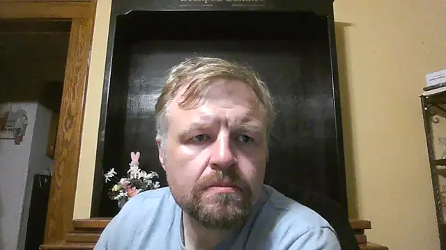 Snapshot of TheOneDonShaun chatting on 04.11.26 TheOneDonShaun online show from 04.11.26