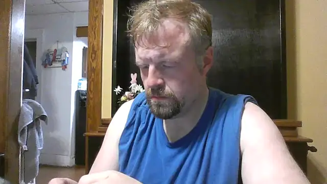 Snapshot of TheOneDonShaun chatting on 04.13.26 TheOneDonShaun online show from 04.13.26