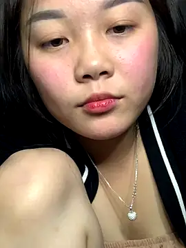 Snapshot of Baa-bee22 chatting on 11.20.25 Baa-bee22 online show from 11.20.25