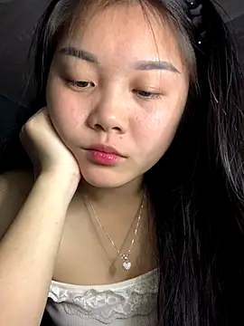 Snapshot of Baa-bee22 chatting on 11.29.25 Baa-bee22 online show from 11.29.25