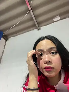 VioleeSaenz online show from 11.20.25