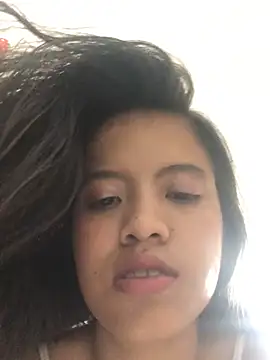 Snapshot of I-Am-Vilu chatting on 11.24.25 I-Am-Vilu online show from 11.24.25