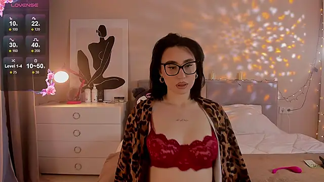 Snapshot of Lia_May chatting on 12.01.25 Lia May online show from 12.01.25