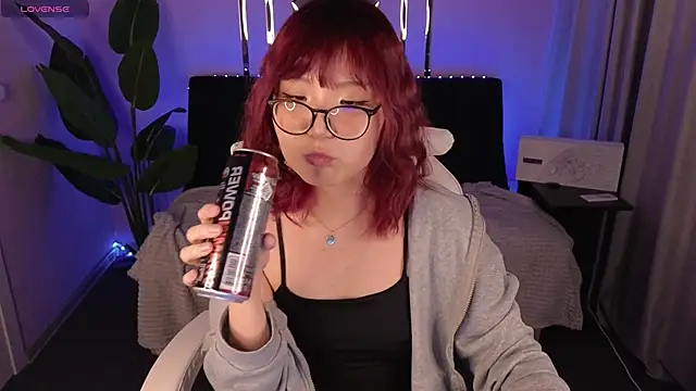 Erica Asti online show from 11.27.25