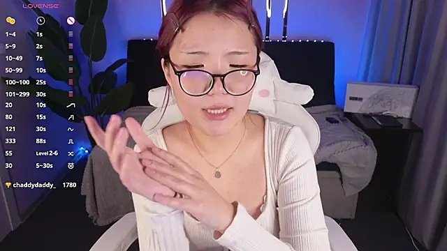 Erica Asti online show from 11.30.25