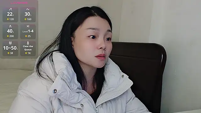 Snapshot of Aggie31 chatting on 11.18.25 Aggie31 online show from 11.18.25