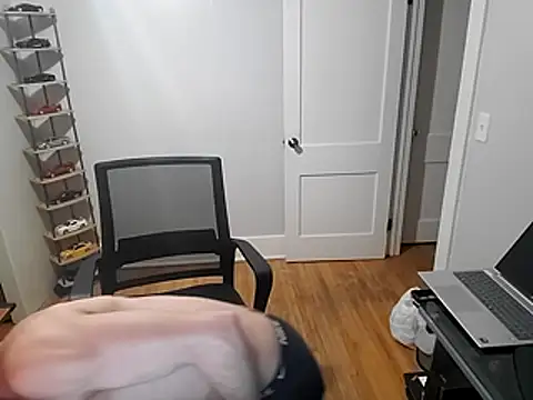 Snapshot of SixNineVibez chatting on 02.10.26 SixNineVibez online show from 02.10.26