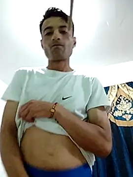 noah77  online show from 11.26.25