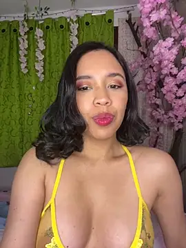 Esmerald 1111 online show from 04.08.26