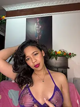 Esmerald 1111 online show from 07.17.26