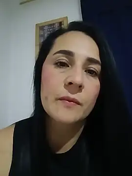 Snapshot of Sex_Annie chatting on 05.17.26 Sex Annie online show from 05.17.26