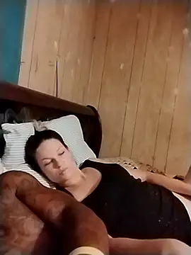 Snapshot of Faevaca38_ chatting on 11.18.25 Faevaca38 online show from 11.18.25