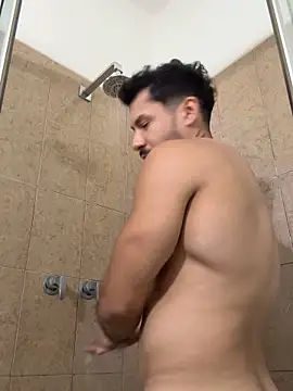 DARG 17 online show from 04.14.26