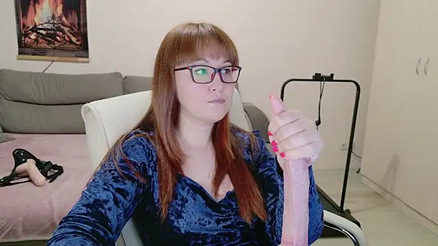 Foxy-lady online show from 10.27.25