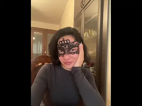 Pineapple online show from 12.01.25