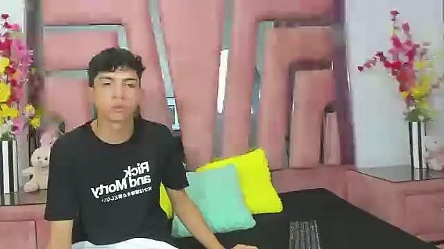 Snapshot of AdmedThot chatting on 11.19.25 AdmedThot online show from 11.19.25