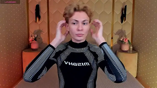 Snapshot of Even_Vrot chatting on 11.29.25 Even Vrot online show from 11.29.25