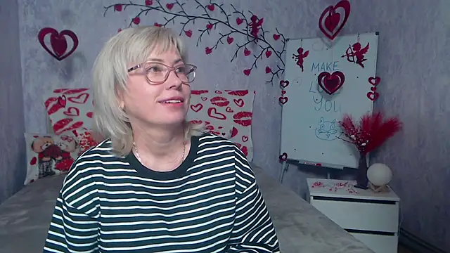 LaurenWishy online show from 02.07.26