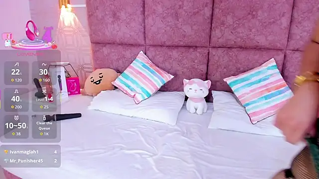 NathalieRoss1 online show from 03.18.26