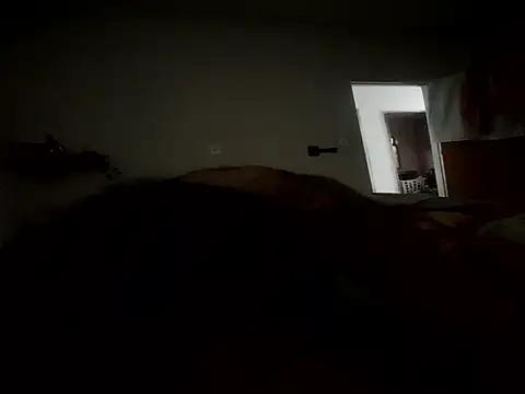 Bruninhahot86 online show from 11.20.25