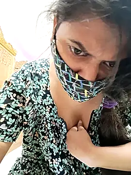 Farihasultana30 online show from 11.22.25