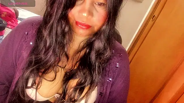 Snapshot of ebonycamelia chatting on 07.25.26 ebonycamelia online show from 07.25.26
