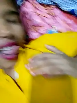 Snapshot of Hott_myraa chatting on 12.01.25 Hott myraa online show from 12.01.25