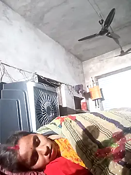 Snapshot of Hot_erion chatting on 11.23.25 Hot erion online show from 11.23.25