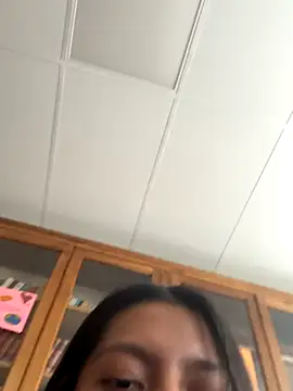 Snapshot of jadeeguti chatting on 11.19.25 jadeeguti online show from 11.19.25