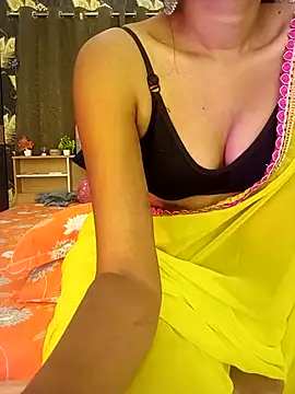 Snapshot of Bold_Quinn chatting on 11.27.25 Bold Quinn online show from 11.27.25