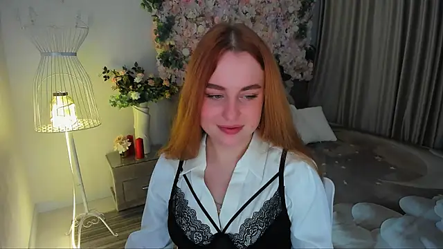 AirySilhouette online show from 11.23.25