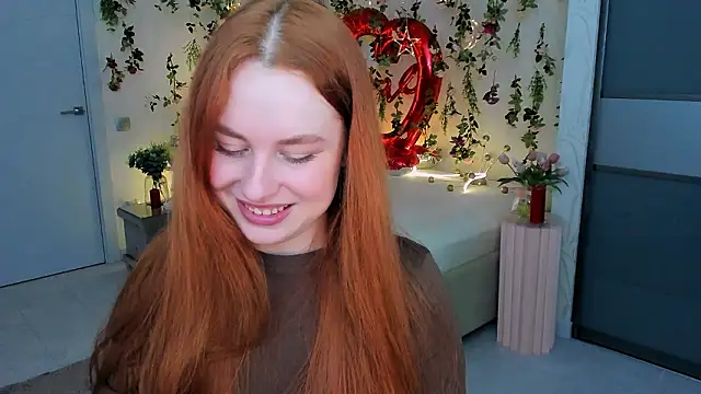 Snapshot of AirySilhouette chatting on 02.21.26 AirySilhouette online show from 02.21.26